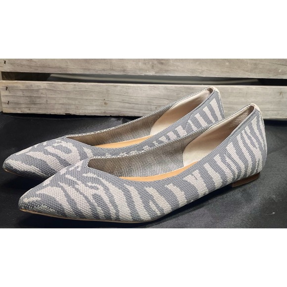 CORSO COMO Julia Knit Pointed Toe Flat Shoe Women's Size 10‎ M Gray Animal Print - Picture 1 of 8